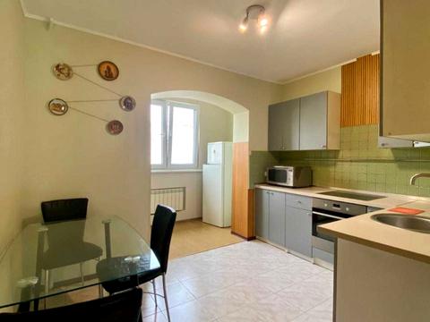 квартира по адресу Драгоманова ул., 3-Б