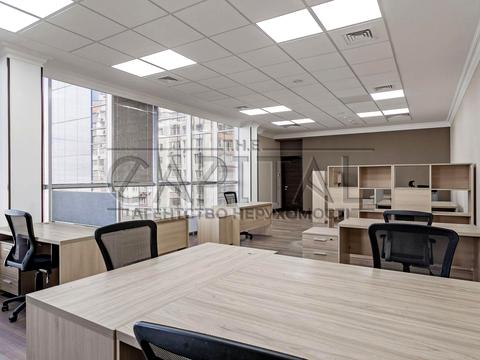 комерційна за адресою Казарменна вул. (Григорія Андрющенка), 4