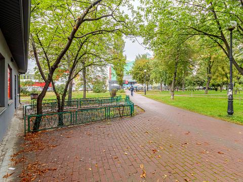 комерційна за адресою Йорданська вул. (Лайоша Гавро), 17-Б