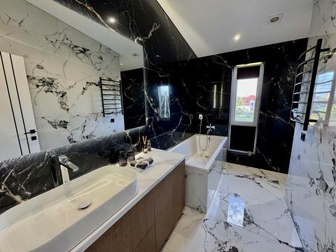 будинок за адресою Перемоги