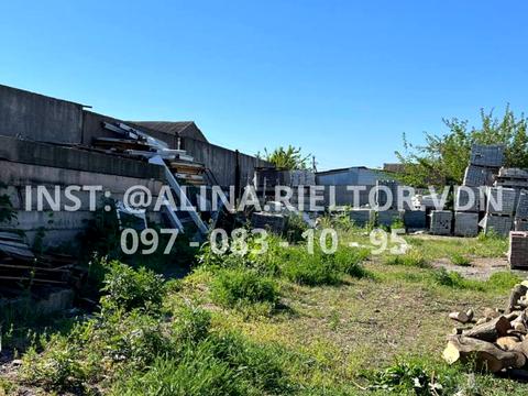 комерційна за адресою Ливарна вул., 34