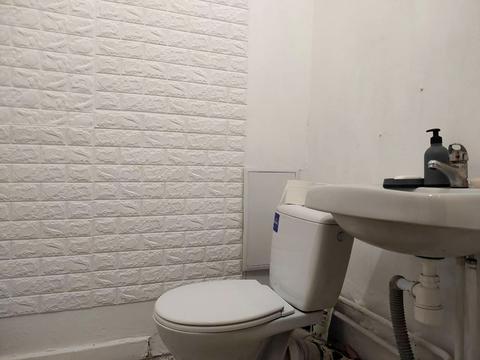 комерційна за адресою Бориса Гмирі вул., 15