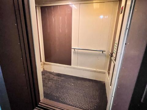 квартира за адресою Райдужна вул., 16