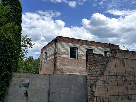 комерційна за адресою Леоніда Каденюка вул. (Пацаєва), 10