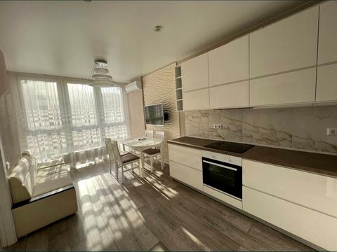 квартира по адресу Драгоманова ул., 2-А