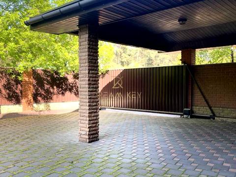 будинок за адресою Івана Кудрі вул., 201