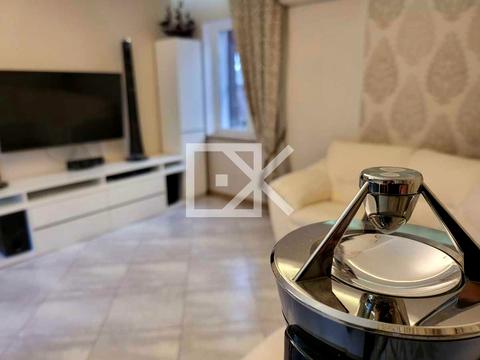 будинок за адресою Богатирська вул., 42