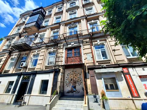 коммерческая по адресу Саксаганского ул., 44