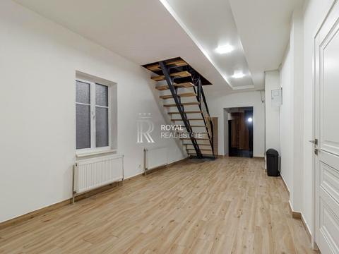 комерційна за адресою Володимира Самійленка вул. (Холмогорська), 17