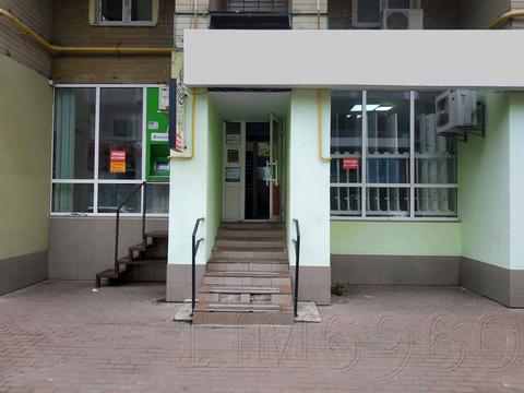 комерційна за адресою Левка Лук'яненка вул. (Маршала Тимошенка), 19