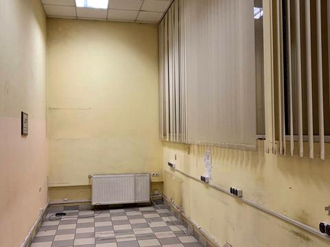 комерційна за адресою Кардинала Любомира Гузара вул., 15