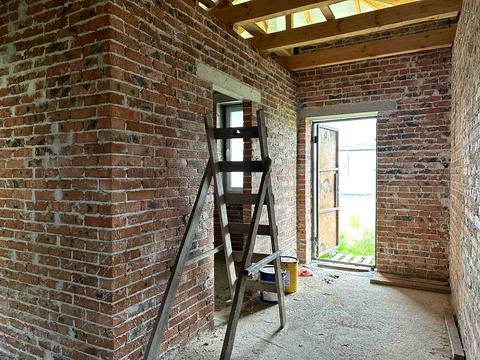 дом по адресу Айвазовського, 1