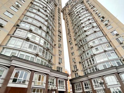 квартира за адресою Володимира Івасюка просп. (Героїв Сталінграду), 2г