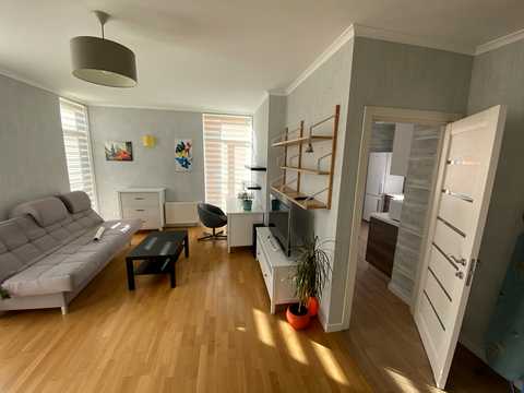 квартира за адресою Регенераторна вул., 4 к5