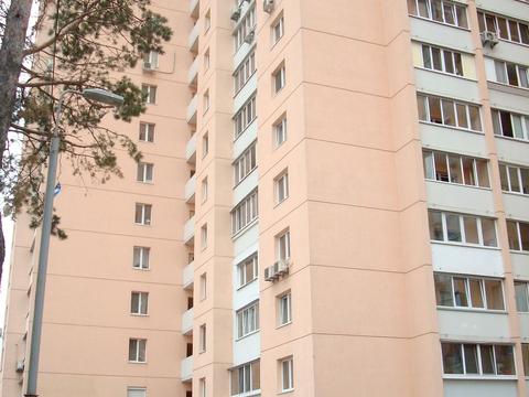 паркомісце за адресою Дарницький бульв., 8-А