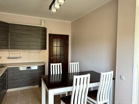 квартира за адресою Воскресенська вул., 14-Б
