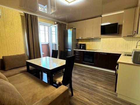 квартира за адресою Доківська вул., 10