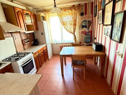 квартира за адресою Дніпро, Героїв просп., 11