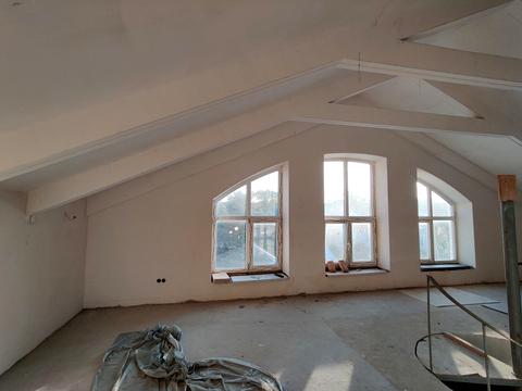 комерційна за адресою Квіткова вул. (Богуна), 3/88