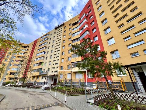 комерційна за адресою Метробудівська вул., 4