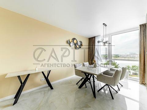 квартира за адресою Дніпровська набережна вул., 15-К