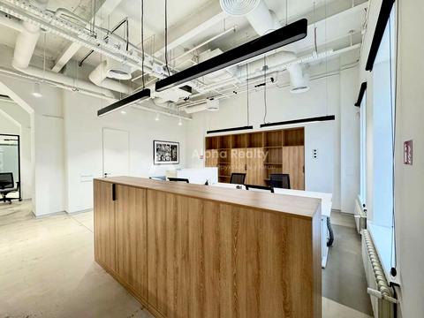 комерційна за адресою Велика Васильківська вул. (Червоноармійська), 1-3/2а