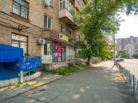 комерційна за адресою Леоніда Каденюка просп. (Юрія Гагаріна), 2/35