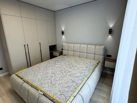 квартира по адресу Крайковского ул., 1
