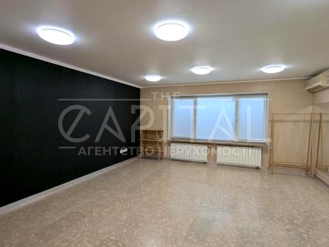 комерційна за адресою Оболонська набережна вул., 7