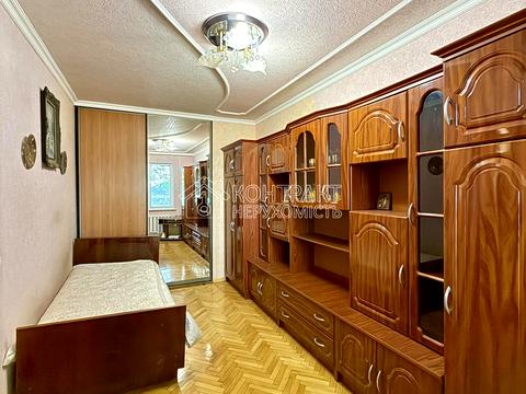 квартира за адресою Петра Григоренка просп. (Маршала Жукова), 21