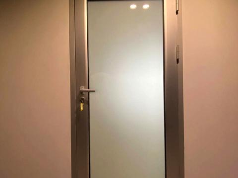 комерційна за адресою Мечникова вул. (Кловський), 18