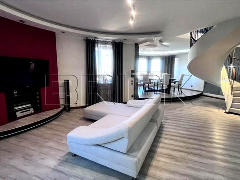 квартира за адресою Анни Ахматової вул., 13-Г