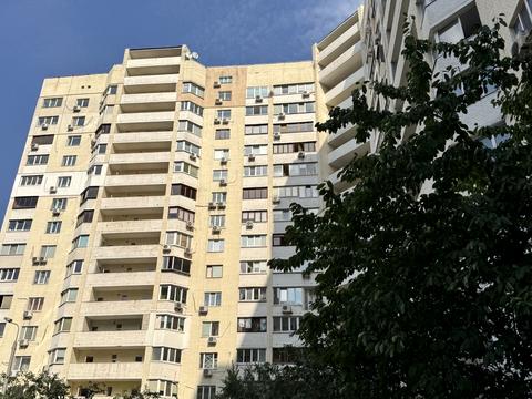 квартира за адресою Драгоманова вул., 44-А