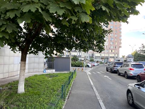 квартира за адресою Срібнокільська вул., 1
