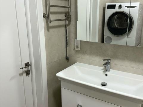 квартира за адресою Воскресенська вул., 18