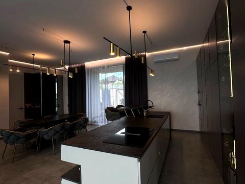 дом по адресу Центральна