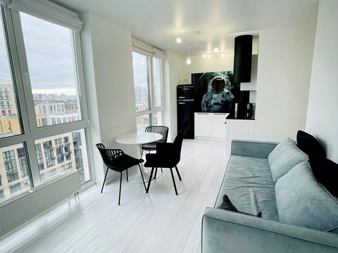 квартира по адресу Салютная ул., 2