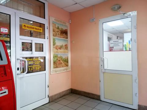 комерційна за адресою Святослава Караванського вул. (Жуковського), 8