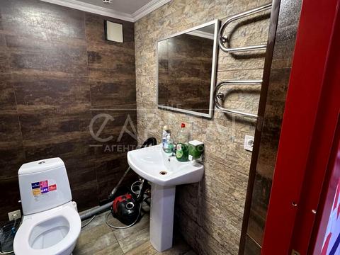 комерційна за адресою Київ, Білоруська вул., 3