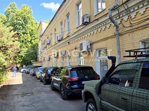 комерційна за адресою Івана Мазепи вул. (Січневого Повстання), 10