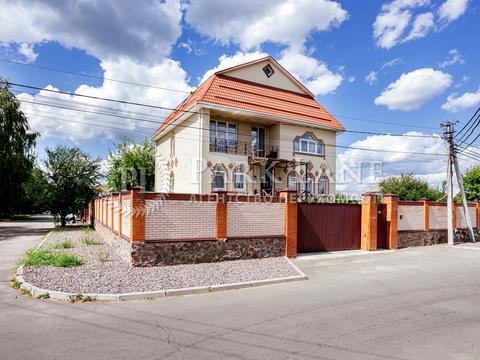 будинок за адресою Молодіжна вул.