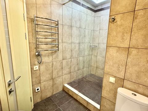 квартира за адресою Патріарха Мстислава Скрипника вул., 40