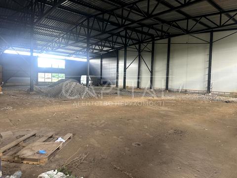 комерційна за адресою Соснова вул., 4