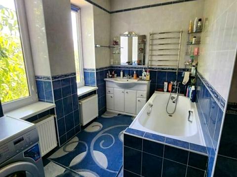 будинок за адресою Квітнева вул., 32