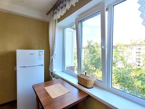 квартира за адресою Космічна вул., 3
