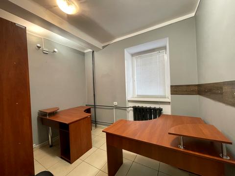 комерційна за адресою Стратегічне шосе (Науки), 2-А