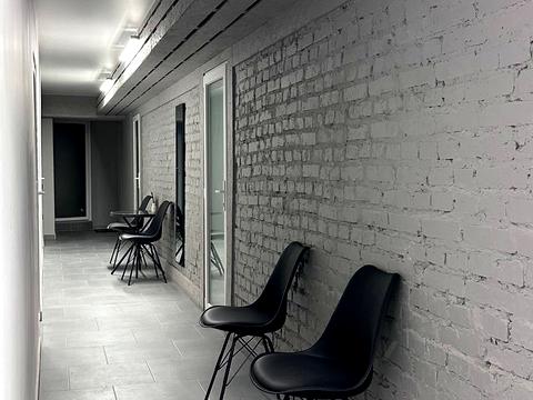комерційна за адресою Лесі Українки вул., 26