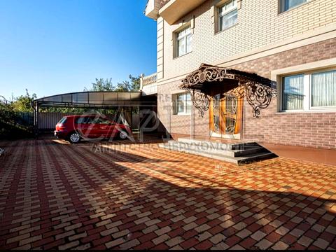 будинок за адресою Івана Богуна вул., 1а