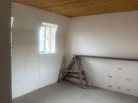 будинок за адресою Квітнева, 11