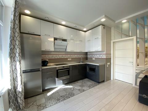 квартира за адресою Володимира Моссаковського вул. (Клари Цеткін), 7